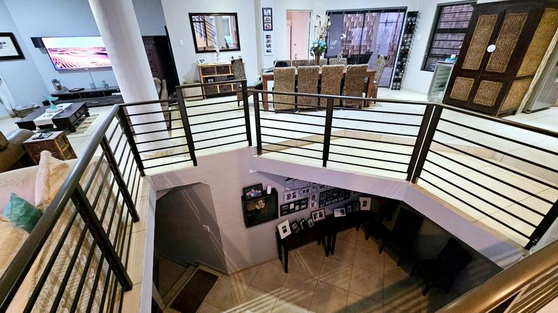 5 Bedroom Property for Sale in Dana Bay Western Cape
